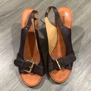 Maneesilp Handmade Deep Brown Leather Wood Heel Sandals with Gold Details